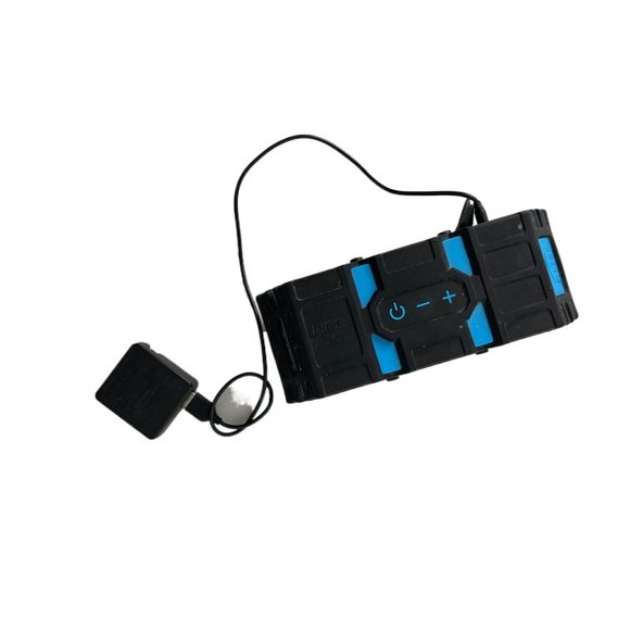 Altec Lansing Waterproof Bluetooth Speaker - Picture 3 of 8